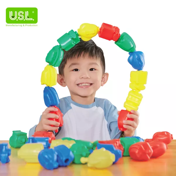 Interlocking Educational Building Blocks Click and Link Toy (vehicle shaped)